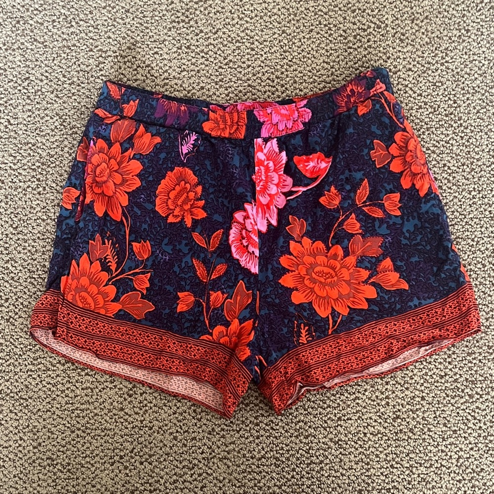 Anthropologie shorts - Picture 3 of 6